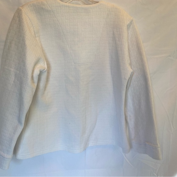Vintage Christian Dior White
Satin Lace Trim Sleep Jacket Cardigan - Picture 6 of 7